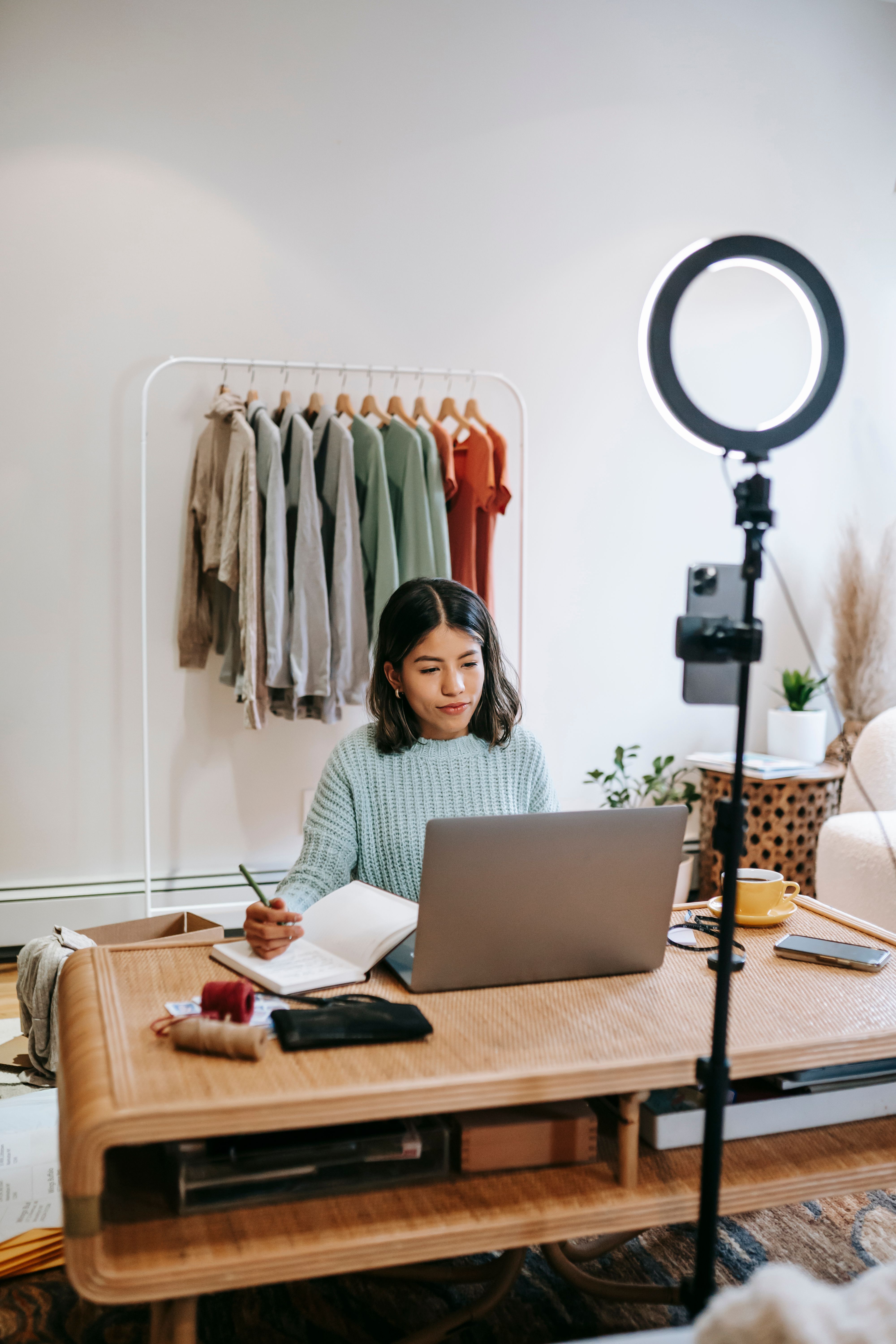 .net for Social Media & E-Commerce